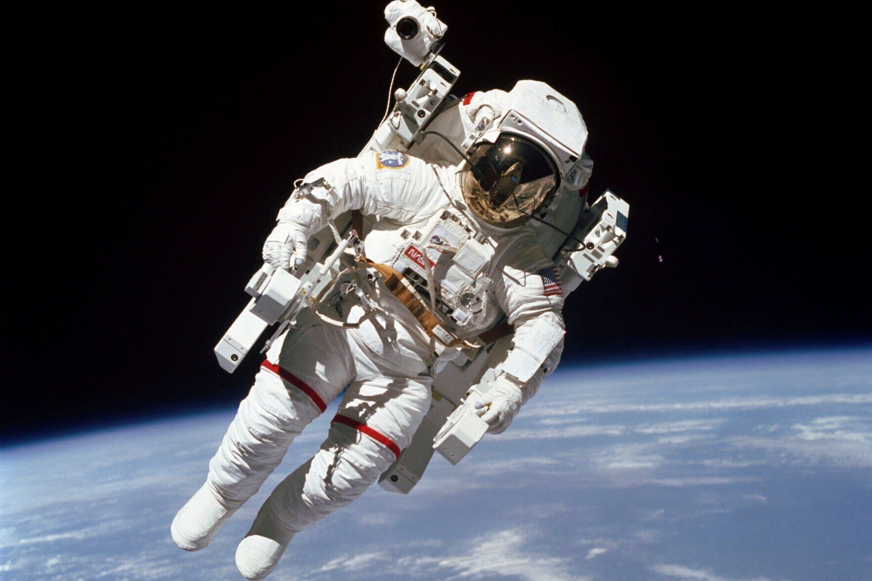 1984: Spacewalk